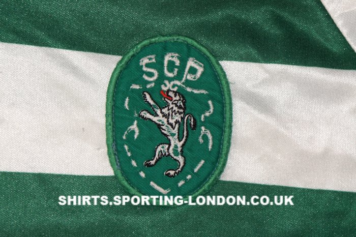 1987-1988 MAIN SHIRT CREST
