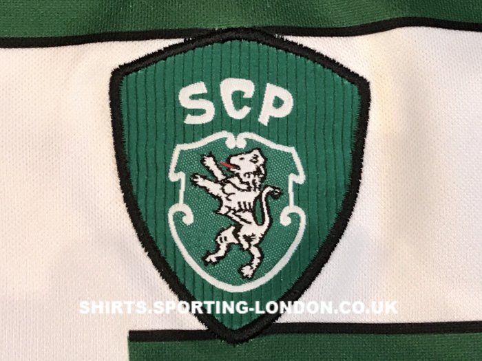 2001-2002 HOME SHIRT CREST
