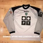 2001-2002 GOALKEEPER SHIRT FRONT