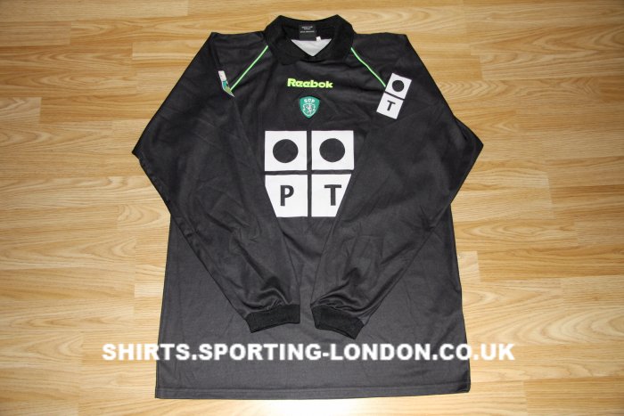 2001-2002 GOALKEEPER SHIRT FRONT
