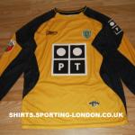 2003-2004 GOALKEEPER SHIRT FRONT