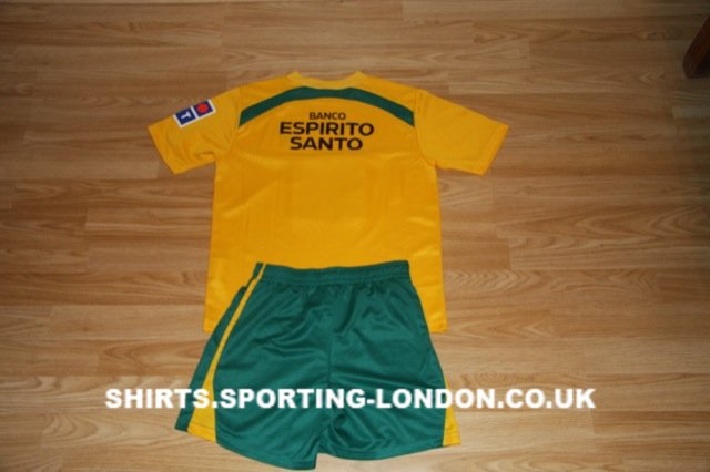 2006-2007 KIDS ALTERNATIVE SHIRT AND SHORTS BACK