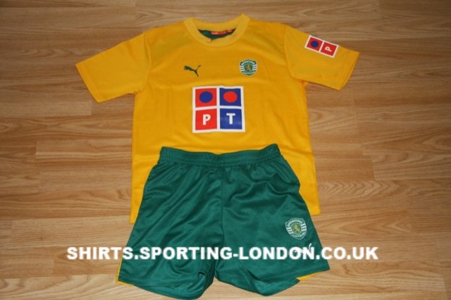 2006-2007 KIDS ALTERNATIVE SHIRT AND SHORTS FRONT