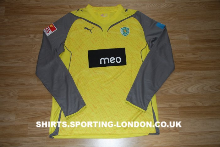 2009-2010 GOALKEEPER SHIRT FRONT