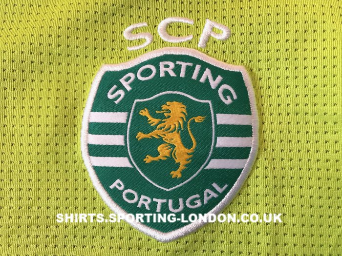 2012-2013 GOALKEEPER SHIRT CREST