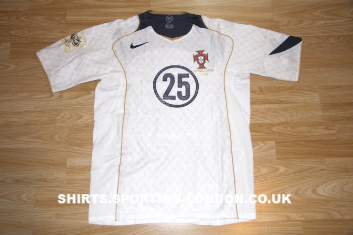 2004 Portuguese National Team alternative shirt - front