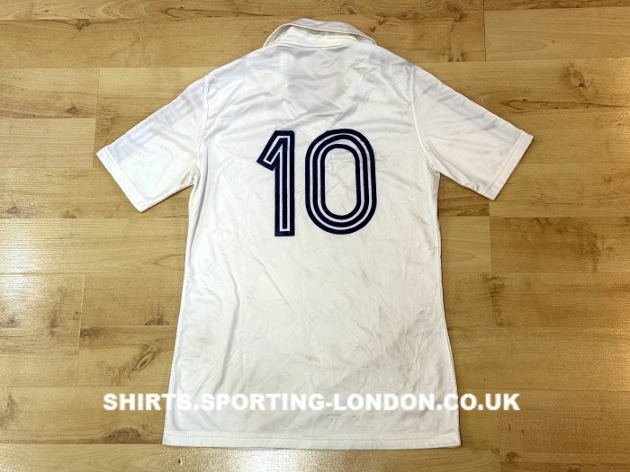 1983 HUNGARY AWAY BACK