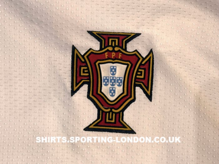 1996 PORTUGAL AWAY SHIRT CREST
