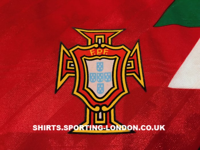 1991 - 1992  Portugal National Team Crest