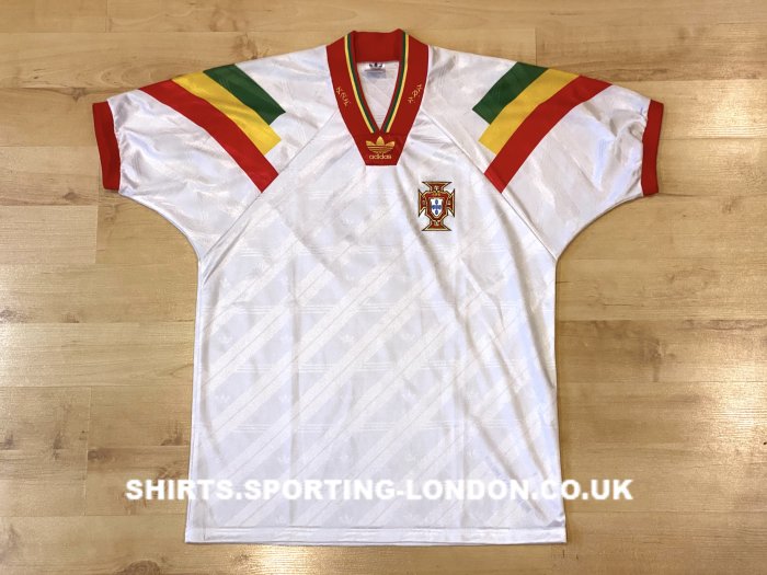 1992 - 1994 Portugal National Team Front