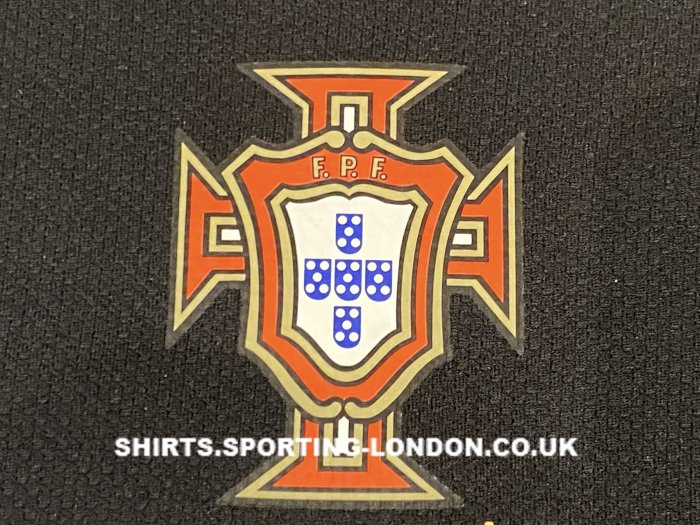 2004 GOALKEEPER SHIRT CREST