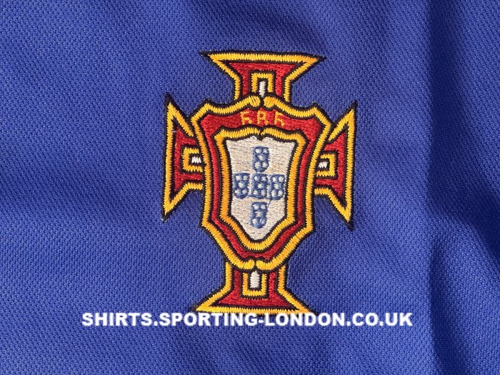1997-99 PORTUGAL AWAY SHIRT CREST 